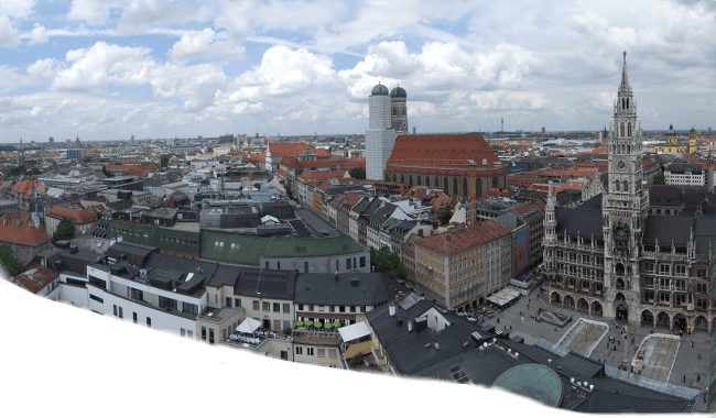 Panorama über Marienplatz und Rathaus von St. Peter Panoramablick Rathaus